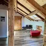 La Maizon Du Bois *